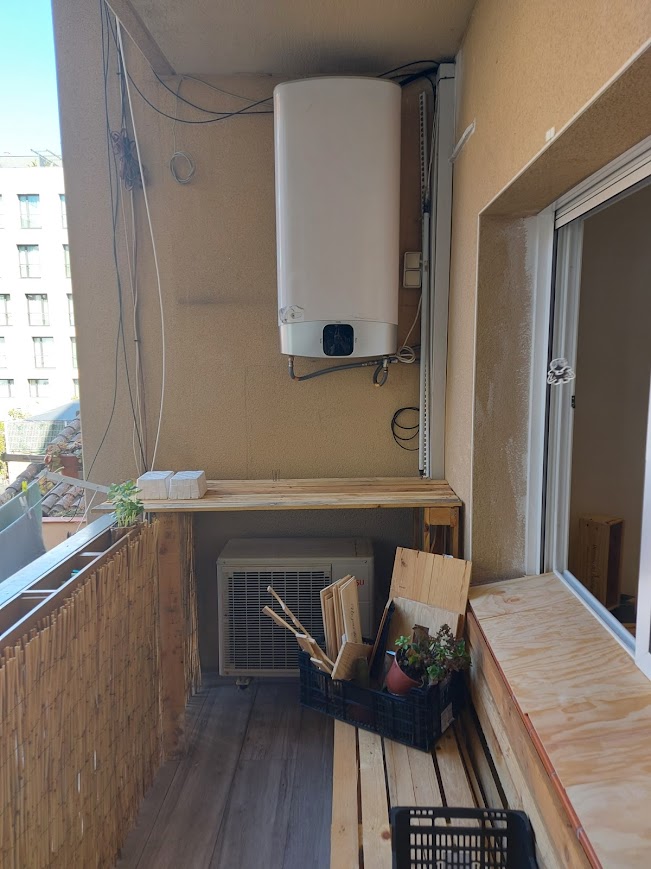 Testing underframe clearance over AC unit